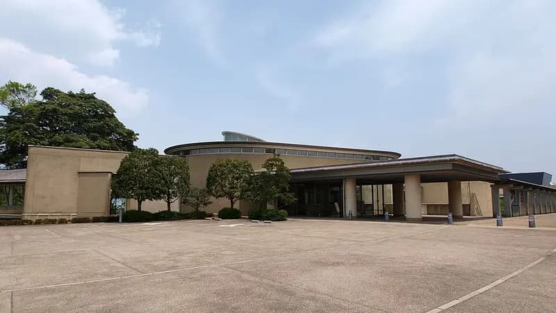 오이타시 미술관
